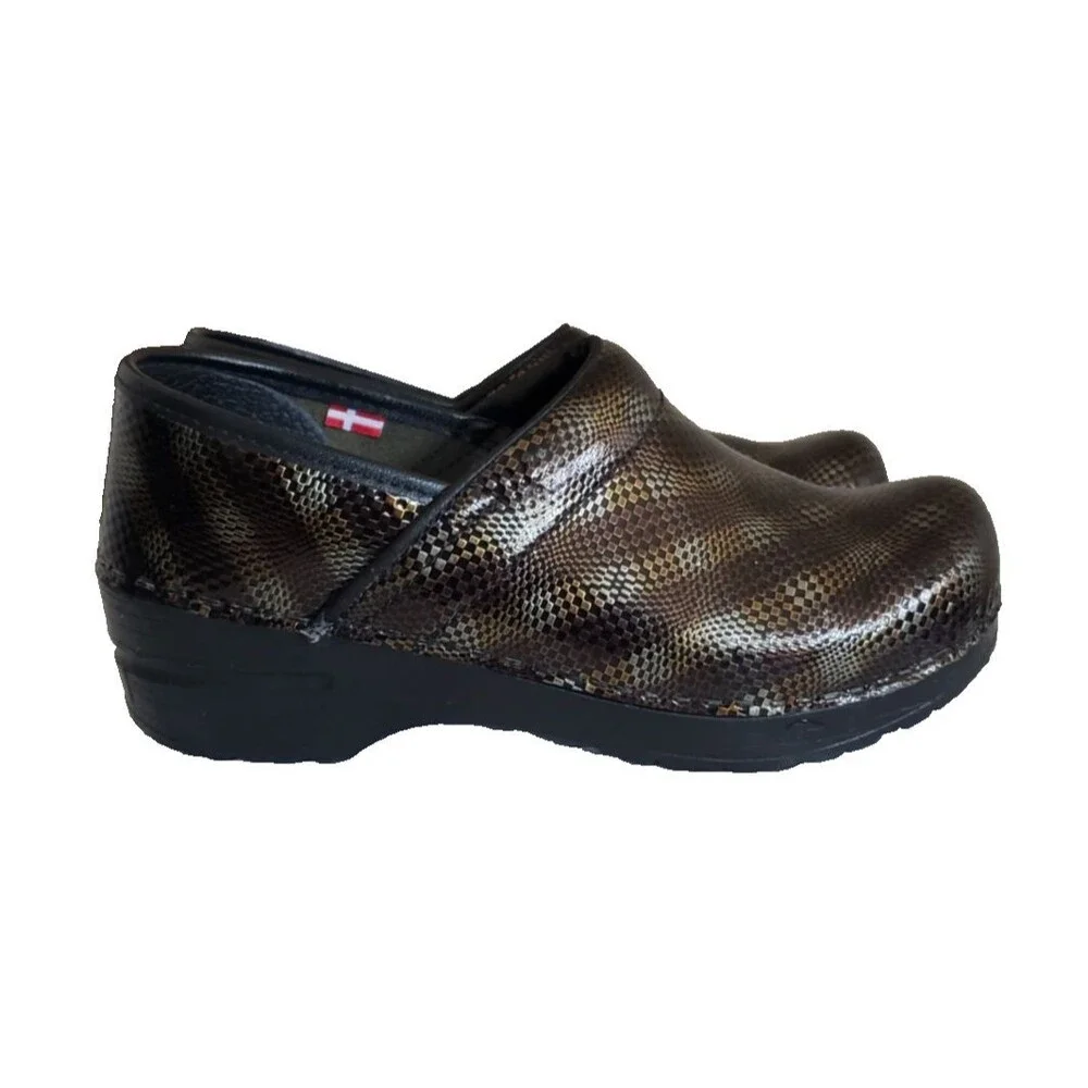 NEW Women's Sz 6 / 36 SANITA Patent Leather Clog Gold Bronze Black Silver Weave